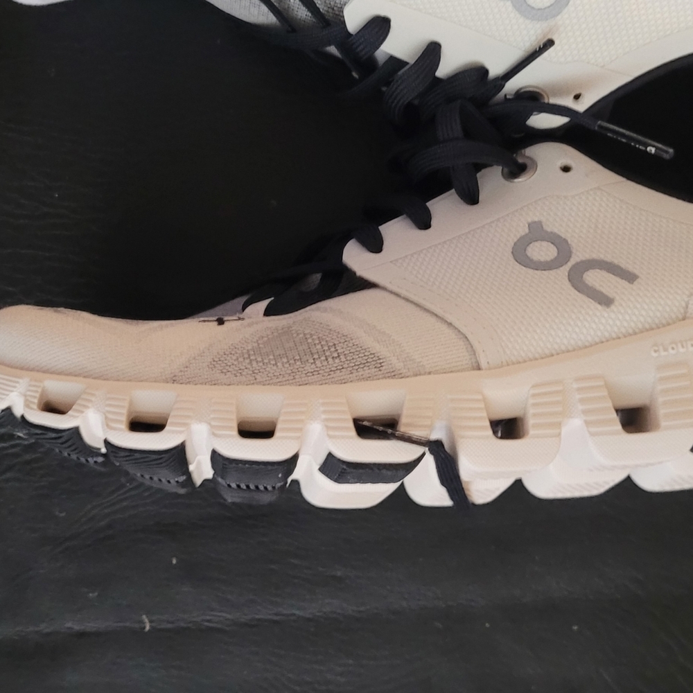 On Running Women sneakers CloudX 3 - Picture 7 of 16